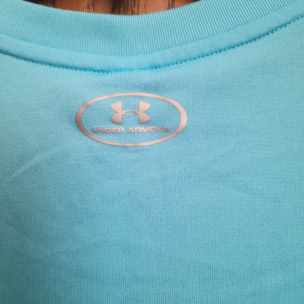 Under Armor Performance Tee - Picture 3 of 3